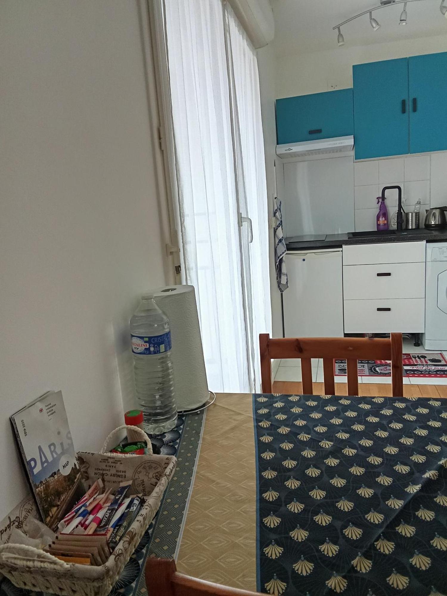 Studio Lumineux Courbevoie Extérieur photo