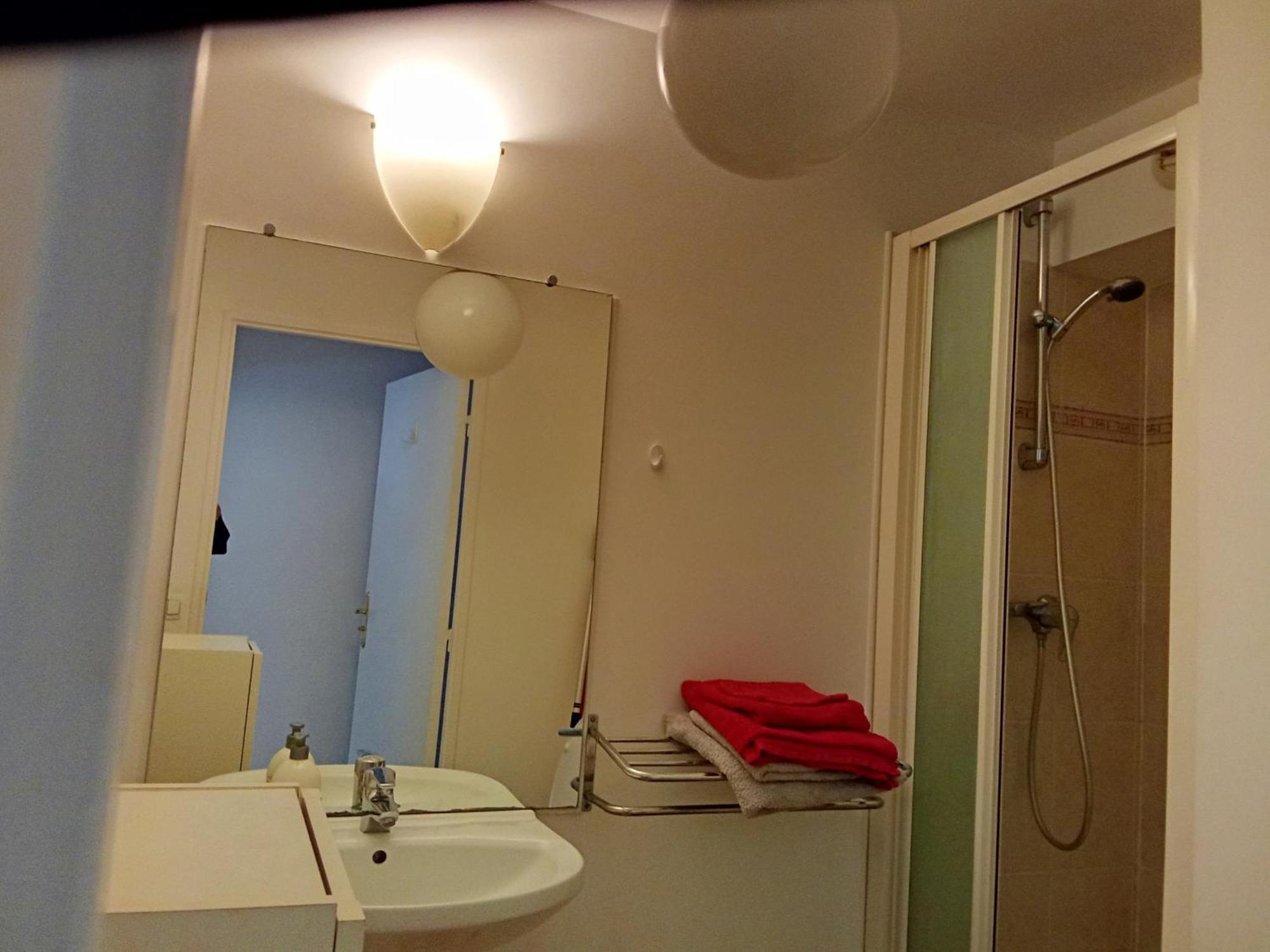 Studio Lumineux Courbevoie Extérieur photo